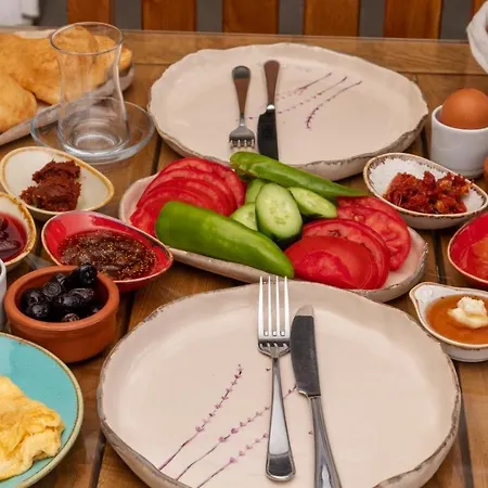 Avlu Boutique Αλακάτι