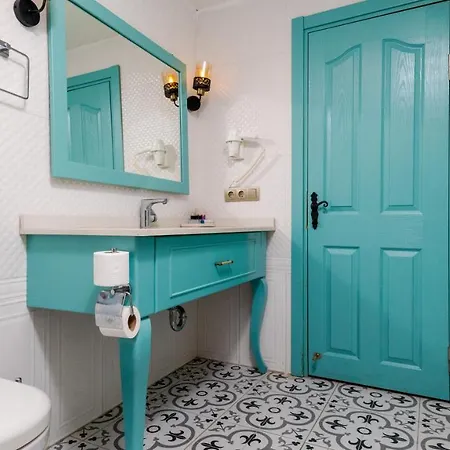 Bed & Breakfast Avlu Boutique Alacati