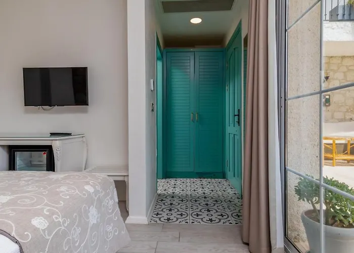 Avlu Boutique 4*